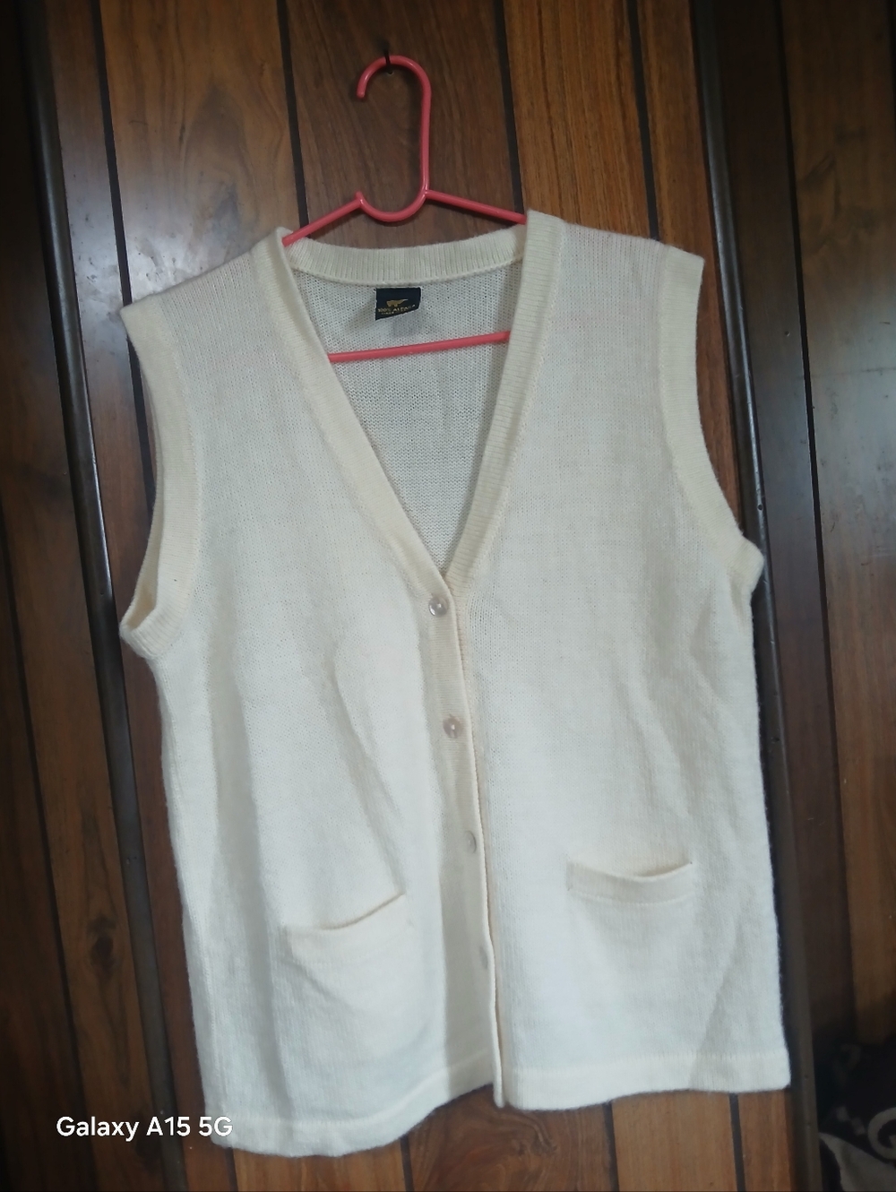 100% Alpaca Cream Button-Front Knit Vest with Pockets From PERU